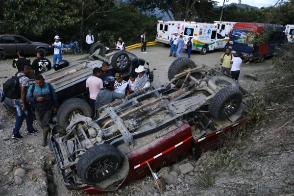 Broj ubijenih na auto-putu u Kolumbiji povećan na 19, povrijeđeno 38 osoba