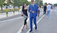 (FOTO) Maturski defile učenika Srednje mje&scaron;ovite &scaron;kole "25. maj"