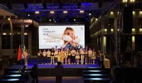 (FOTO/VIDEO) "Dan najboljih" na Trgu nezavisnosti: Grad nagradio najbolje polumaturante