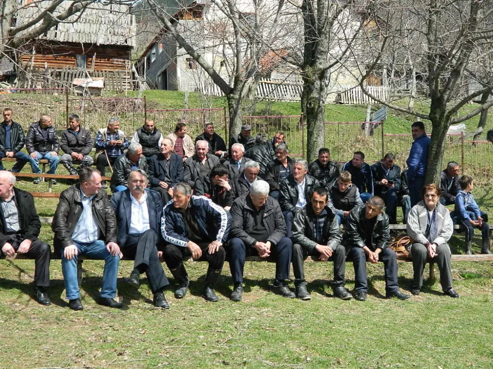 Мјештани Шекулара на протесту одржаном прије три године