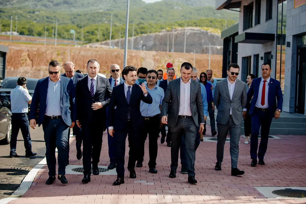 premijer dritan abazovic, autoput, ministri