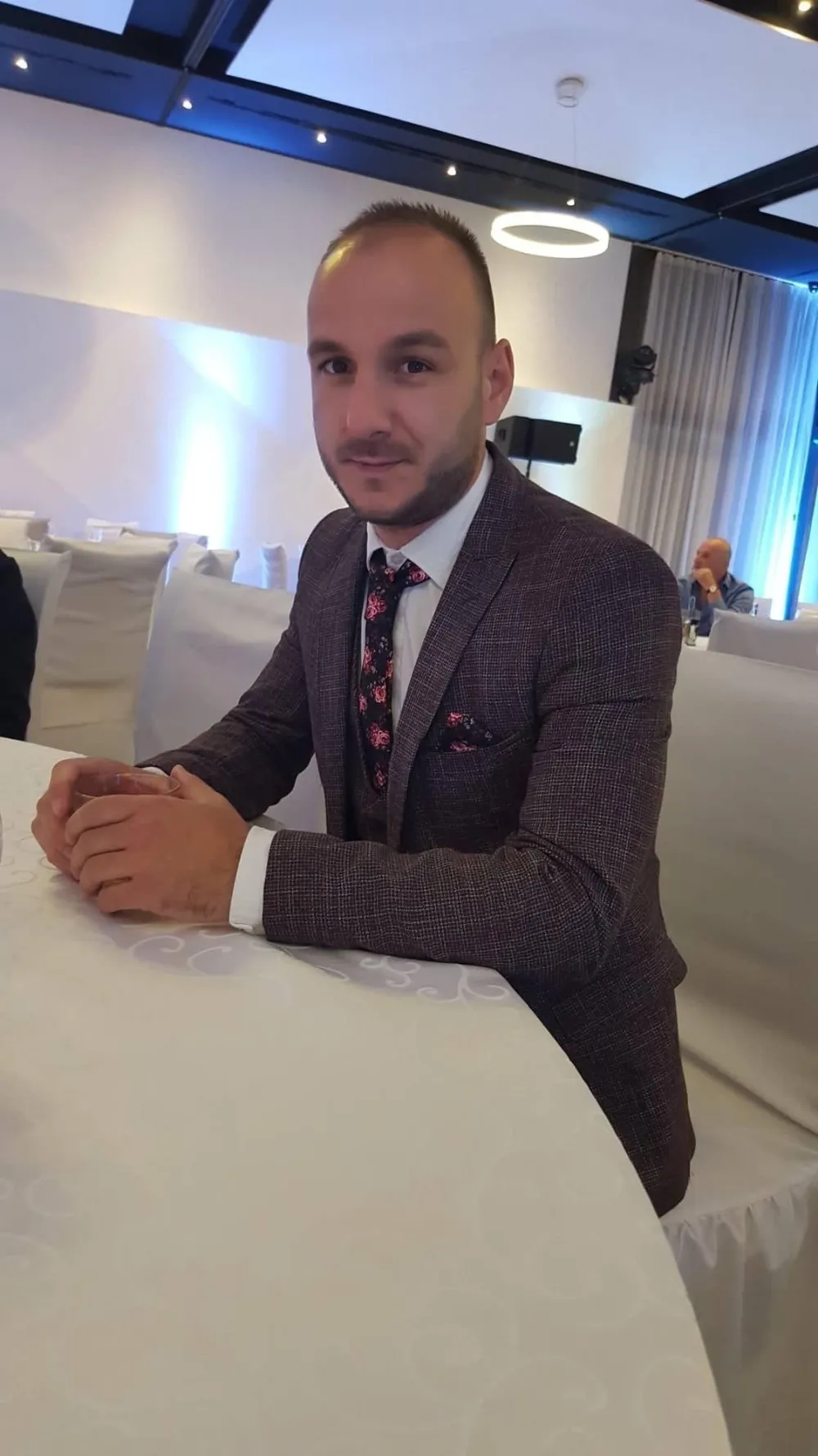Pavićević za "Dan": U državnim instituciјama do 40 odsto diploma јe lažno
