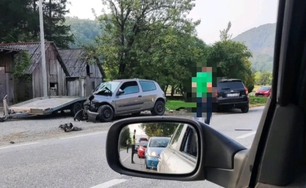 Udes na putu Mojkovac-Kola&scaron;in: Povrijeđeno vi&scaron;e osoba