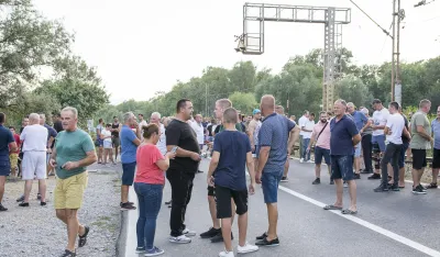 protest u zeti, blokada saobracajnice u zeti