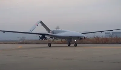 Iran najavljuje dronove samoubice
