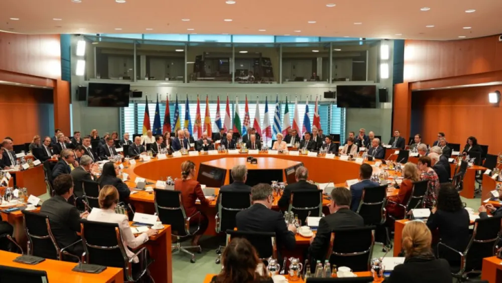 Lideri Zapadnog Balkana u Berlinu potpisali tri sporazuma o mobilnosti