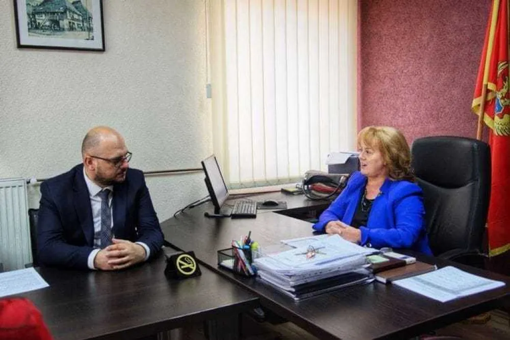 Ministar Adrović sa saradnicima posjetio ustanove socijalne i dječje za&scaron;tite