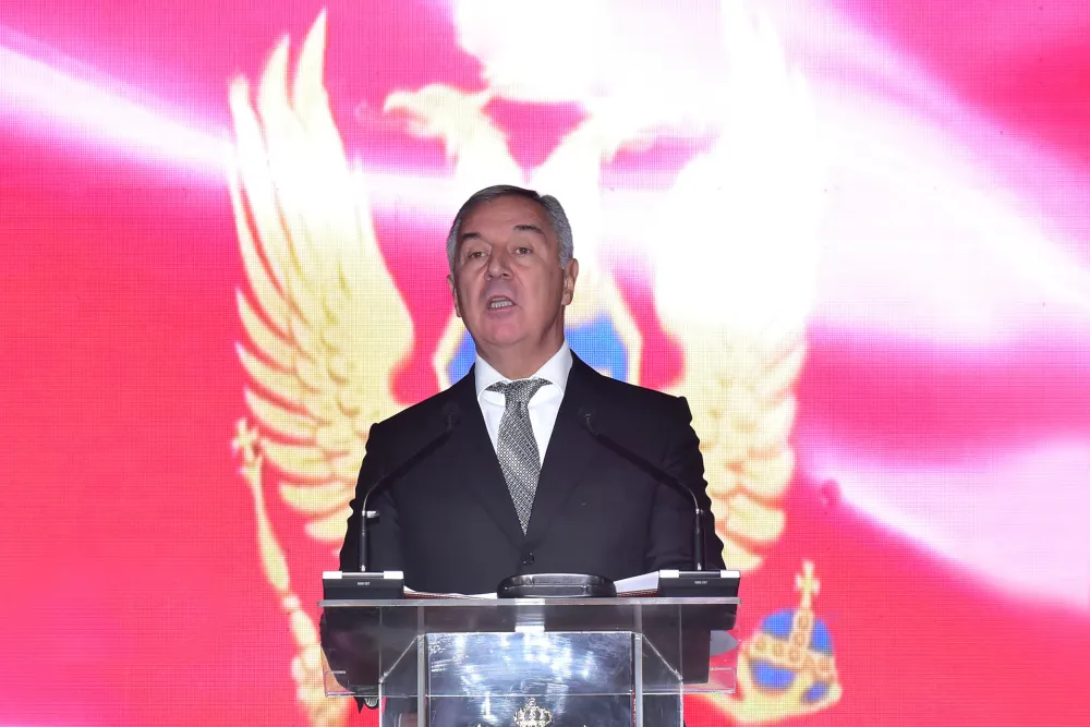 Milo Djukanovic, Dan vojske, Dan Vojske Crne Gore, Vojska Crne Gore