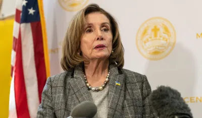Nensi Pelosi