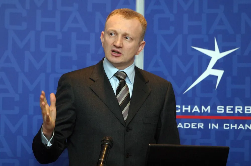 Mesto: Beograd<br>Datum: 26.11.2007<br>Dogadjaj: DRUTVO - POLITIKA - mesečni poslovni ručak Američke privredne komore u hotelu Hajat<br>Licnosti: Dragan Đilas<br>