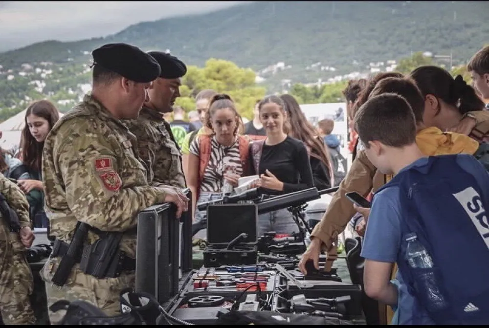 Vojska CG