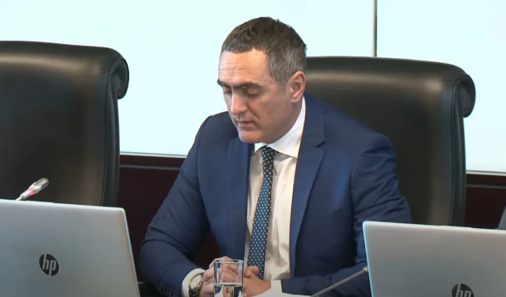 Cairnsko poslovanje uskladiti sa procesima rada razvijenih zemalja