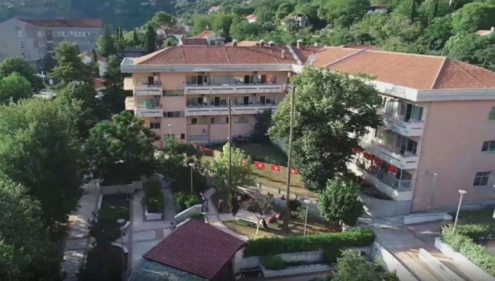 Dom starih Risan