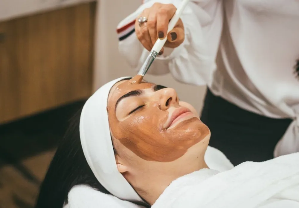 "Dior" kreira masku protiv starenja: Za deset minuta do blistave kože