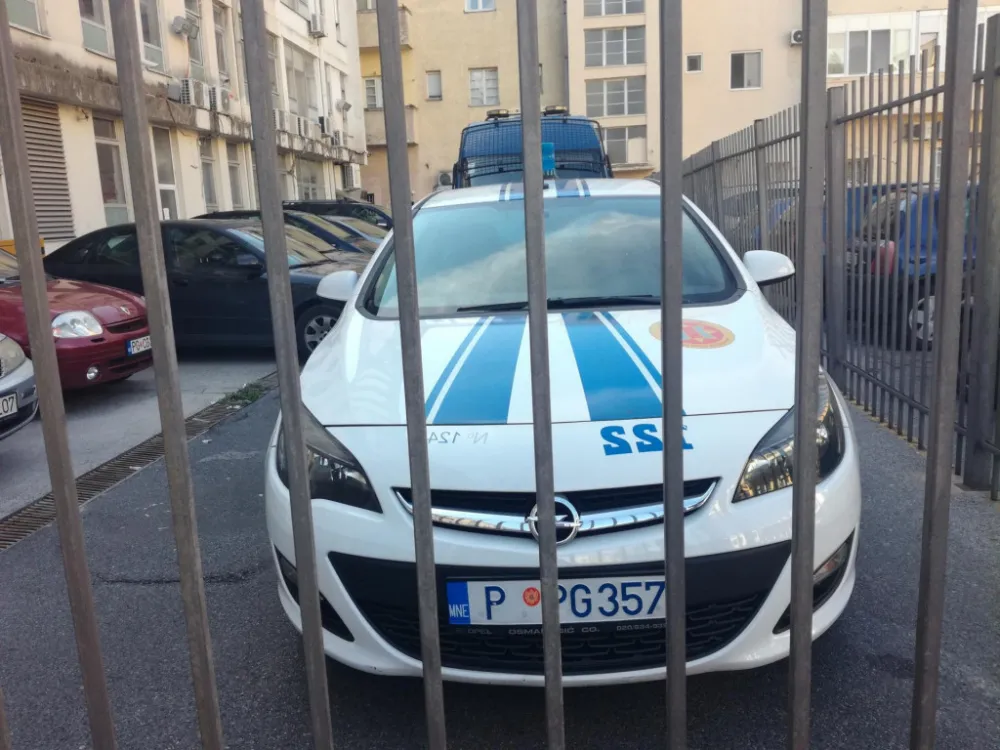 Podgoričanin osumnjičen zbog prijetnji supruzi, oduzet pi&scaron;tolj