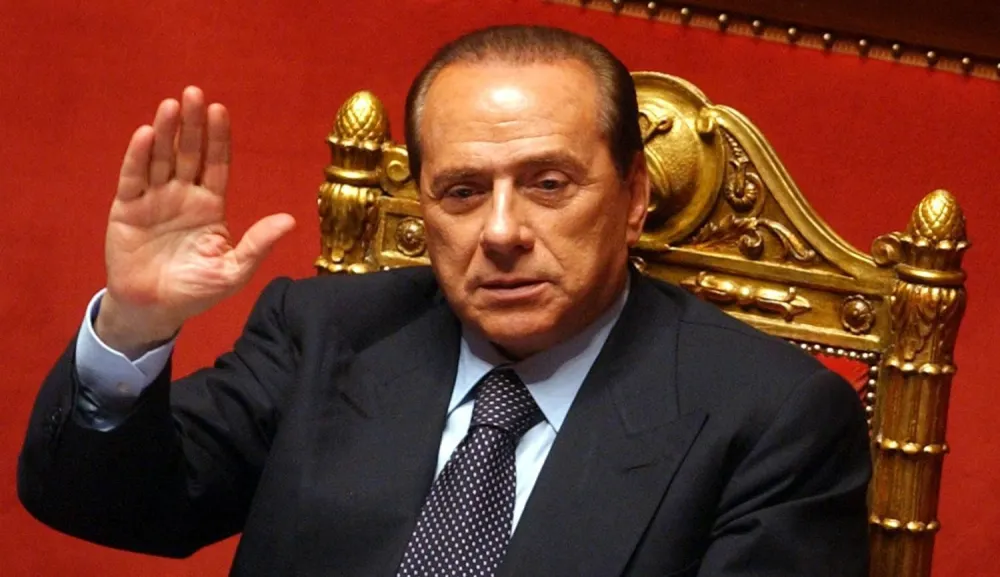 Mesto: Rim<br>Datum: 28.04.2005<br>Dogadjaj: POLITIKA - italijanski premijer Silvio Berluskoni na sednici Senata tokom glasanja o poverenju njegovoj vladi<br>Licnosti: Silvio Berlusconi<br>