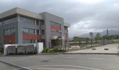 Osnovna &scaron;kola "21. maj"