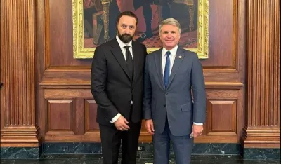 Majkl Mekol