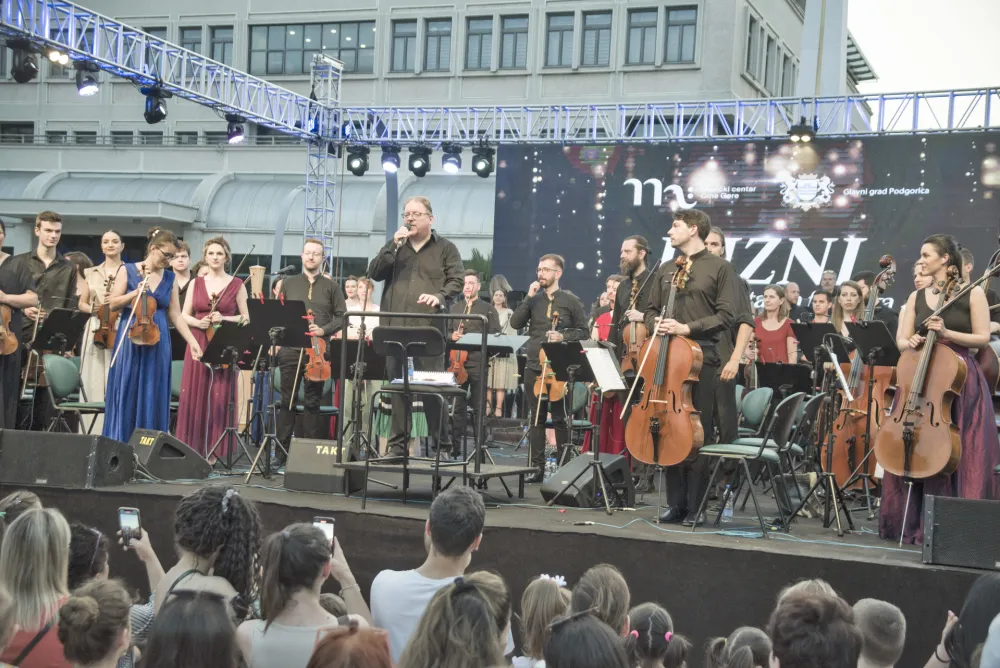 koncert crnogorskog sinfonijskog orkestra i solista