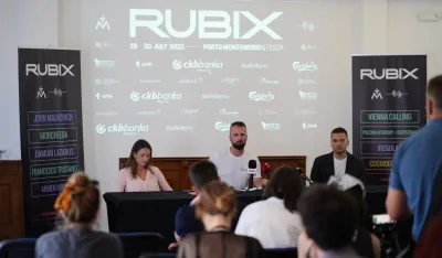 Pres konferencija/Rubix