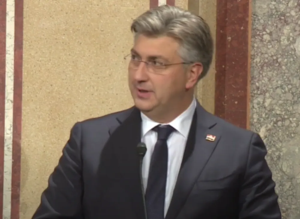 Plenković za uravnotežen pristup na Kosovu, bez pristranosti