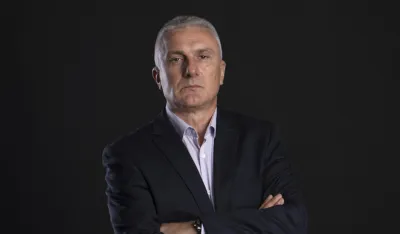 Slavi&scaron;a Orlović: "Nadziranje demokratije" (1): Nerije&scaron;eni odnosi istine i demokratije