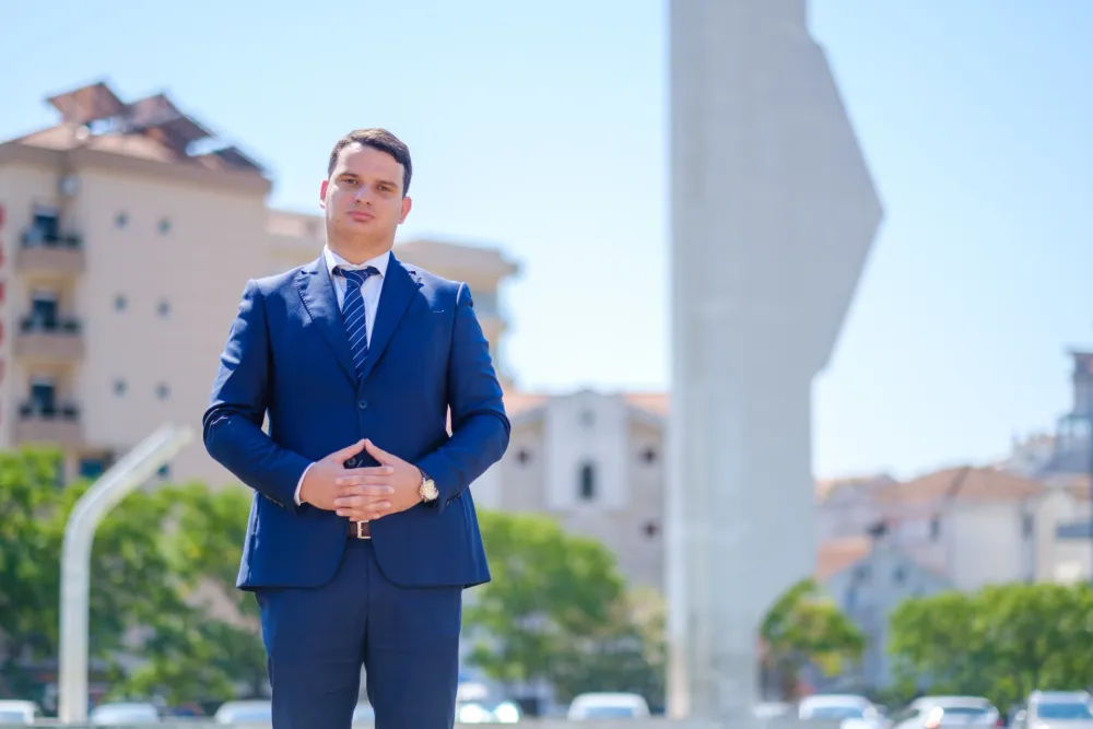 Odžić: Nakaradan odnos prema državnim resursima neodrživ