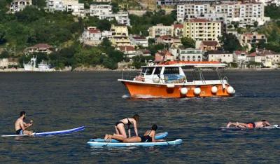 Turizam, turizam 2022, turizam2022, boka kotorska, prcanj, turisti, more, ljeto 2022, ljeto2022, sunce, vrucina