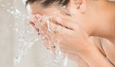 DERMATOLOZI A