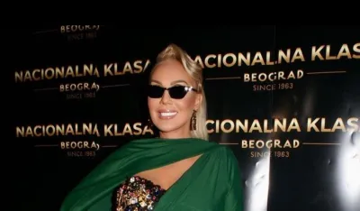 Lepa Brena