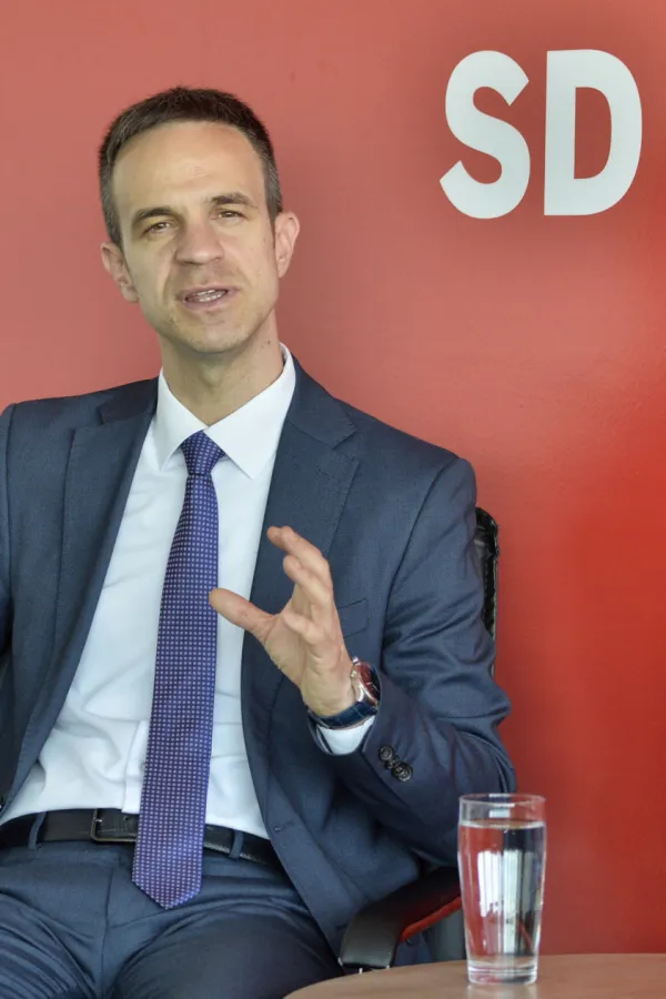 Intervju sa Borisom Mugosom, Boris Mugosa, poslanik SD Boris Mugosa