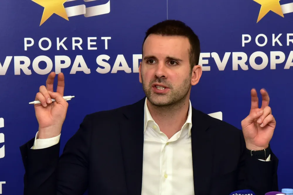Suđenje po Spajićevoj tužbi: Medojević nije do&scaron;ao u sud, presuda za 30 dana