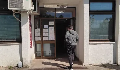 guzva ispred doma zdravlja