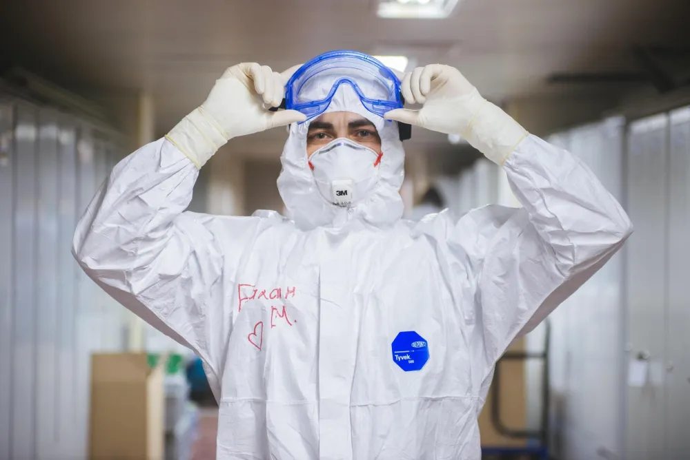 U &Scaron;paniji obavezne maske u bolnicama zbog porasta oboljelih od gripa i korone