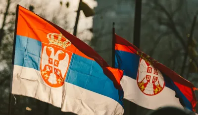 FOTO: Unsplash - Stefan Kostić<br>Zastava Srbije, Srbija