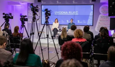 Sa pres konferencije Cemi