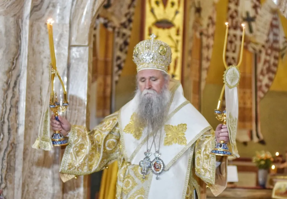 Mitropolit Joanikije i sve&scaron;tenici oslobođeni optužbi za kr&scaron;enje mjera protiv korone