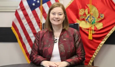 Ambasadorka SAD-a Džudi Rajzing Rajnke