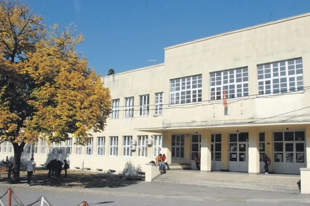 U podgoričkoj &scaron;koli učenik na času pretukao nastavnika