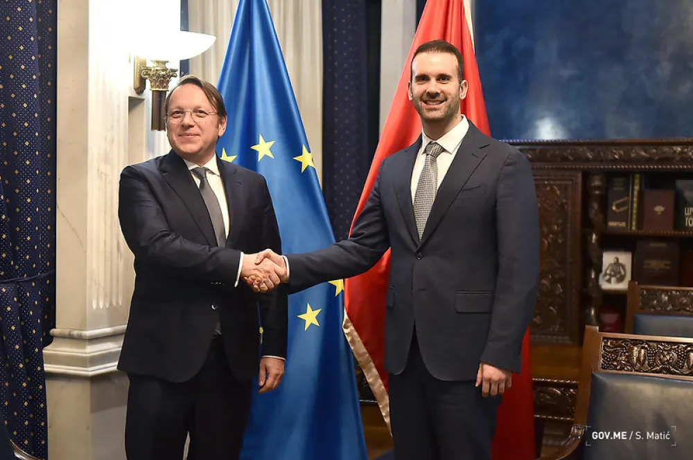 Varhelji i Spajić