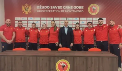 Stipendisti sa predsjednikom Saveza