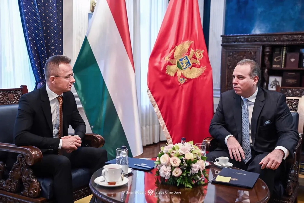 Peter Sijatro i Filip Ivanović