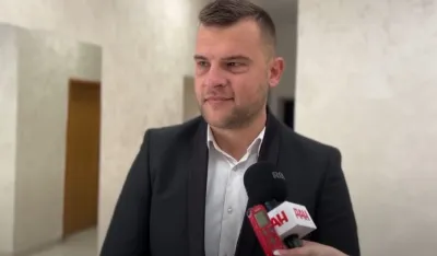 (VIDEO) Asanović: Presuda ne nalaže vraćanje Krstovića na čelo SO Zeta