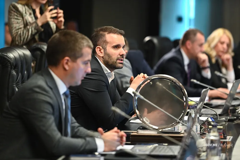 Kabinet premijera: Abazović Sporazum vrijedan 350 hiljada eura potpisao bez ovla&scaron;ćenja Vlade