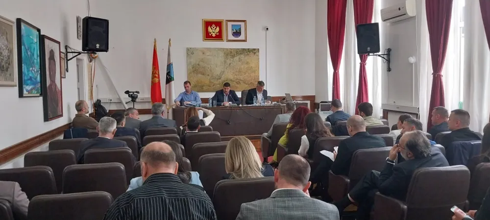 Prekinut nastavak sjednice SO Berane: Izostalo sedam odbornika vlasti