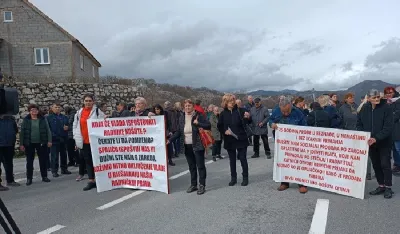 Biv&scaron;i radnici "Ko&scaron;ute" danas ispred Vlade