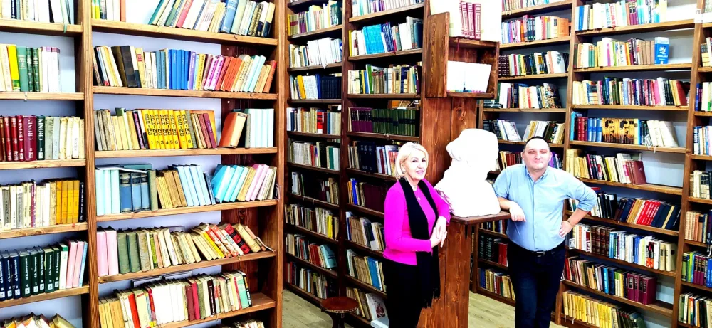 Narodna biblioteka u Bijelom Polju odolijeva vremenu i isku&scaron;enjima: Riznice znanja dostupne svima