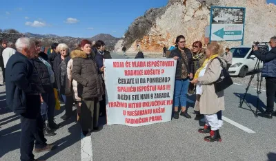 Radnici "Ko&scaron;ute" ne odustaјu od svoјih prava po ciјenu kazni