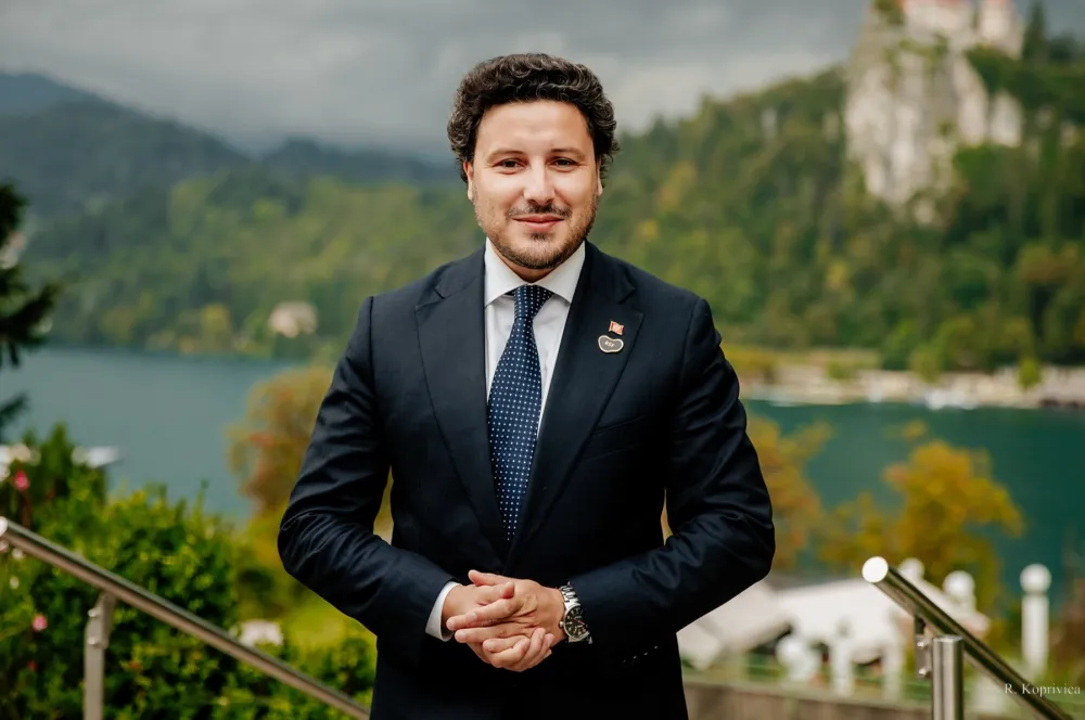 Abazović: Ljudi sa kojima je Spajić sarađivao spremni da ustupe zvaničnu komunikaciju