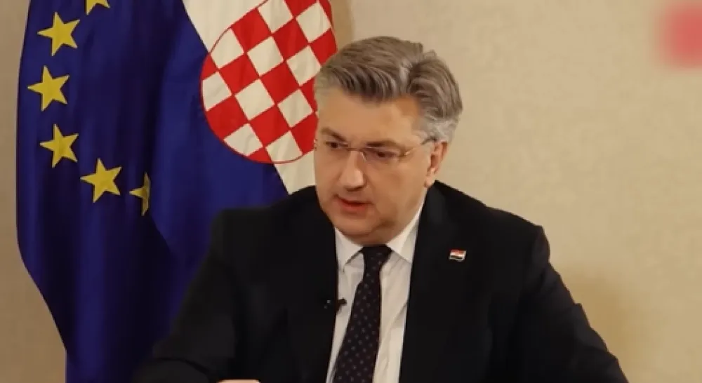 Plenković predao potpise za sastav nove hrvatske Vlade